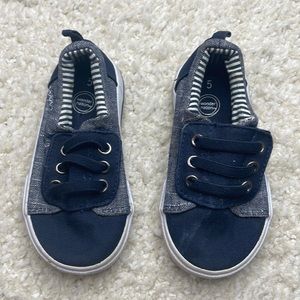 Wonder Nation Toddler size 5 Slip on shoes
